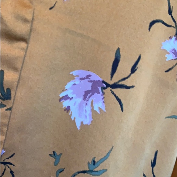 Cropped satin button down - Picture 2 of 3